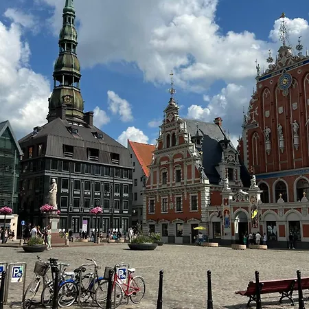 Perfect Location Old Town *